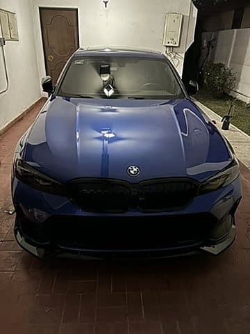 BMW Serie 3 azul con detail premium CRG