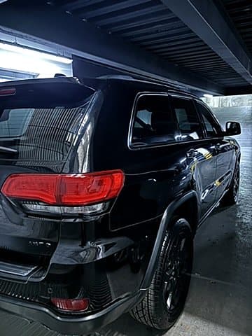 Jeep Grand Cherokee negro con detail completo CRG